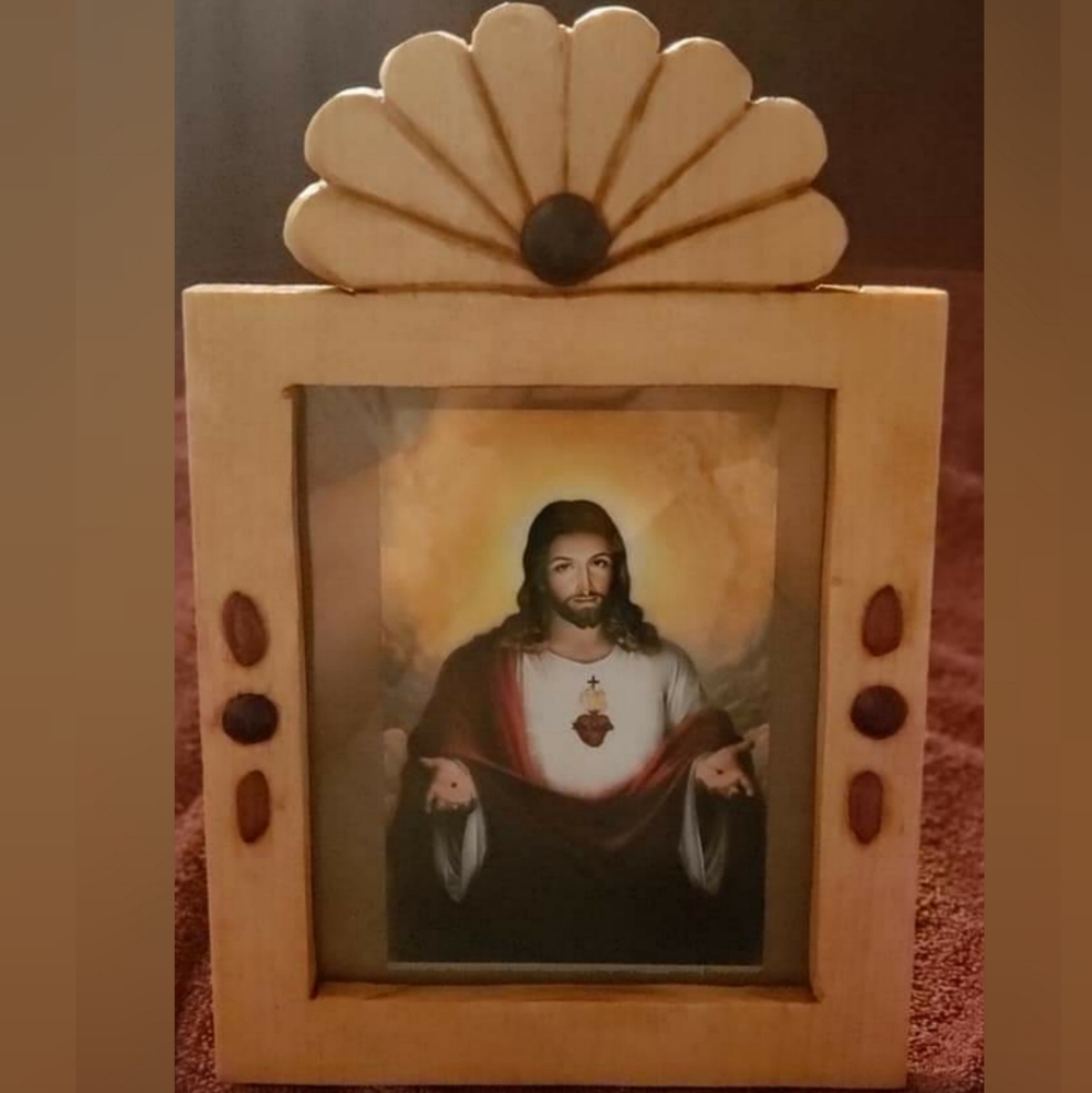 Handmade picture frame